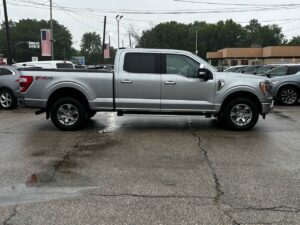 2022 Ford F-150 showcasing its bold design and rugged build, highlighting advanced features and superior performance.