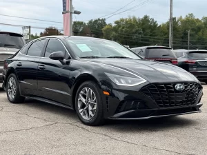 2020 Hyundai Sonata SEL showcasing its modern design and refined features.