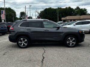 2018 Jeep Grand Cherokee showcasing sleek design, spacious interior, advanced technology features, and rugged off-road capability.