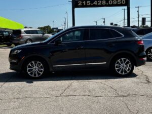 2019 Lincoln MKC luxury SUV showcasing sleek design and advanced features.